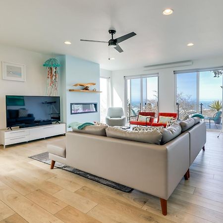 Scenic Depoe Bay Townhome With Deck Less Than 1 Mi To Parks! Exterior photo