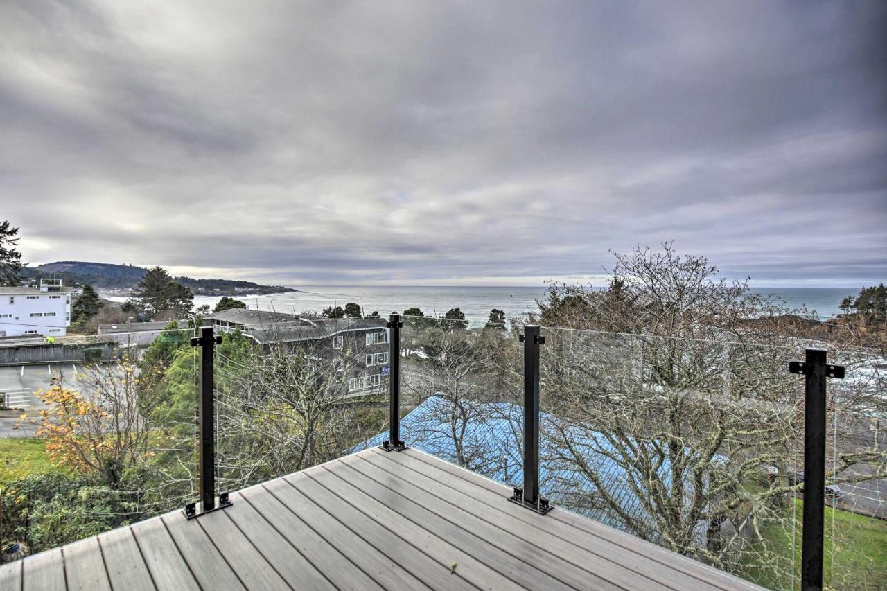 Scenic Depoe Bay Townhome With Deck Less Than 1 Mi To Parks! Exterior photo